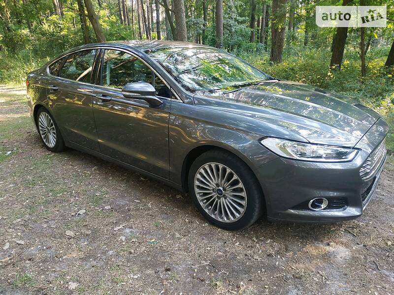 Седан Ford Fusion 2015 в Чернігові