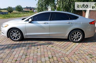 Седан Ford Fusion 2016 в 