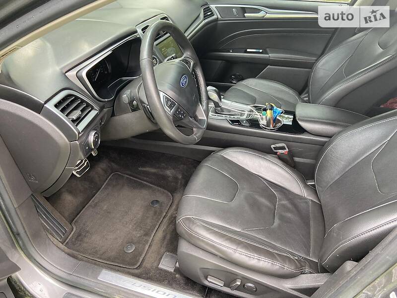 Седан Ford Fusion 2014 в Косові фото 12 Седан Ford Fusion 2014 в Косові