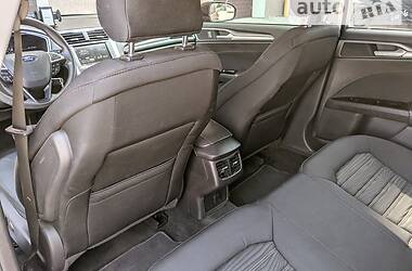 Седан Ford Fusion 2015 в 