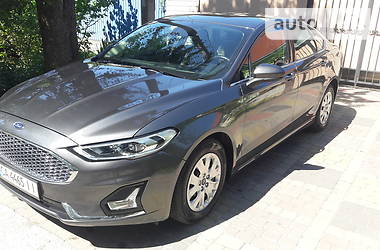 Седан Ford Fusion 2019 в Черкассах