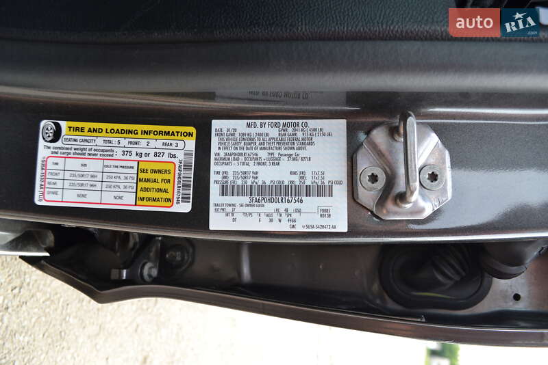 Седан Ford Fusion 2020 в Иршаве