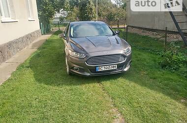 Седан Ford Fusion 2015 в Стрию