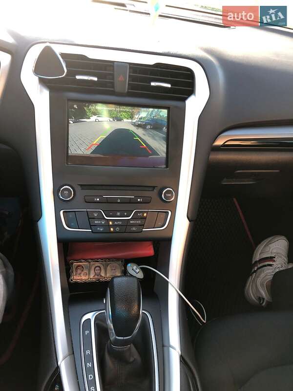 Седан Ford Fusion 2015 в Киеве фото 10 Седан Ford Fusion 2015 в Киеве