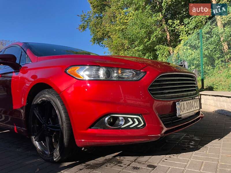 Седан Ford Fusion 2015 в Киеве