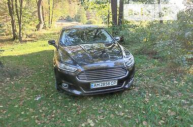 Седан Ford Fusion 2014 в Коростене