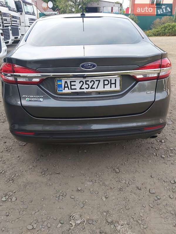 Седан Ford Fusion 2017 в Покрове