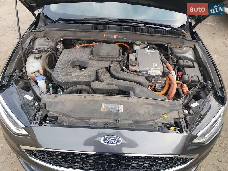 Седан Ford Fusion 2017 в Покрове
