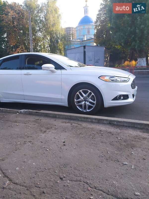 Седан Ford Fusion 2012 в Кропивницькому