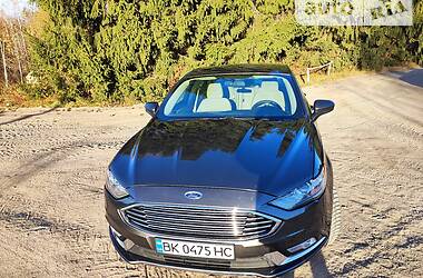 Седан Ford Fusion 2017 в Сарнах