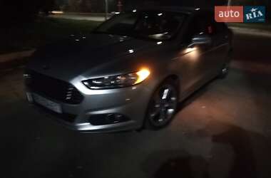 Седан Ford Fusion 2014 в 