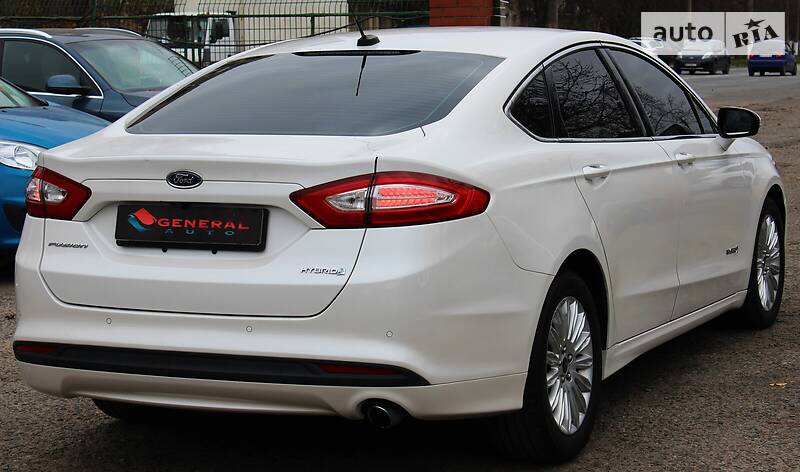 Седан Ford Fusion 2012 в Одесі