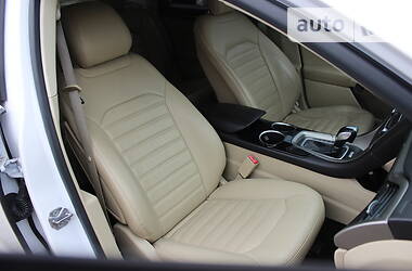 Седан Ford Fusion 2012 в 