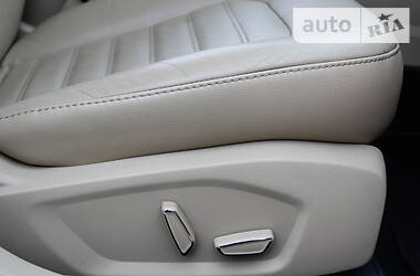 Седан Ford Fusion 2012 в 