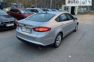 Седан Ford Fusion 2013 в Запоріжжі