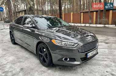 Седан Ford Fusion 2015 в 