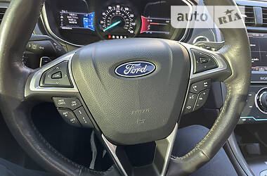Седан Ford Fusion 2013 в Полтаві