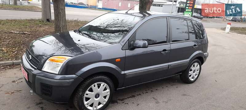 Хетчбек Ford Fusion 2008 в Валках