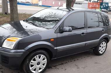 Хетчбек Ford Fusion 2008 в 