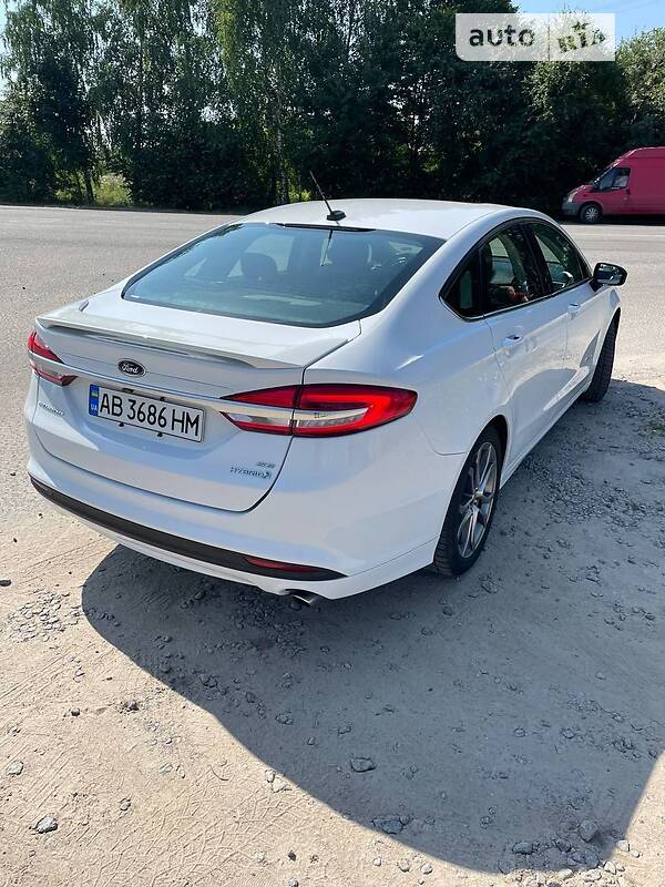 Седан Ford Fusion 2017 в Каменке-Бугской