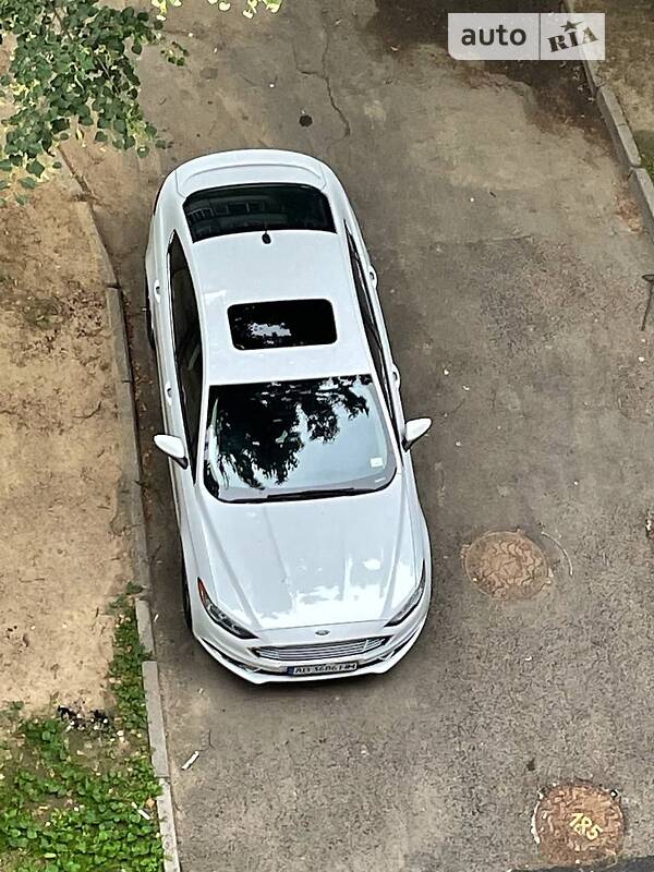 Седан Ford Fusion 2017 в Каменке-Бугской