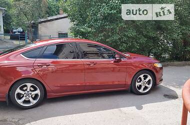 Седан Ford Fusion 2013 в Запоріжжі