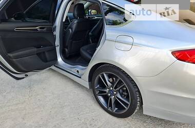 Седан Ford Fusion 2014 в 