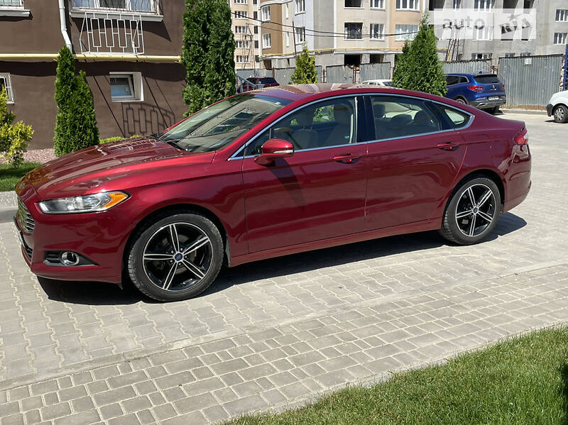 Седан Ford Fusion 2013 в Южном фото 3 Седан Ford Fusion 2013 в Южном