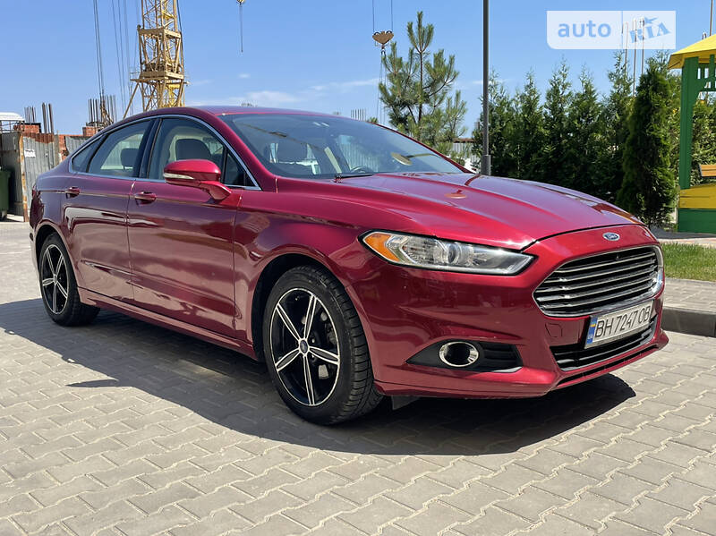 Седан Ford Fusion 2013 в Южном фото 12 Седан Ford Fusion 2013 в Южном