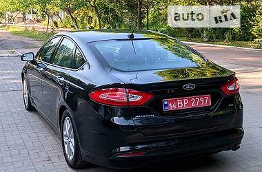 Седан Ford Fusion 2014 в Дрогобыче