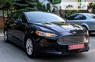 Седан Ford Fusion 2014 в Дрогобыче