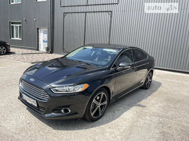 Седан Ford Fusion 2014 в 