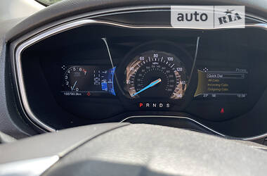 Седан Ford Fusion 2014 в 