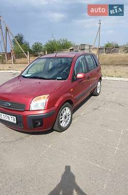 Хэтчбек Ford Fusion 2008 в 