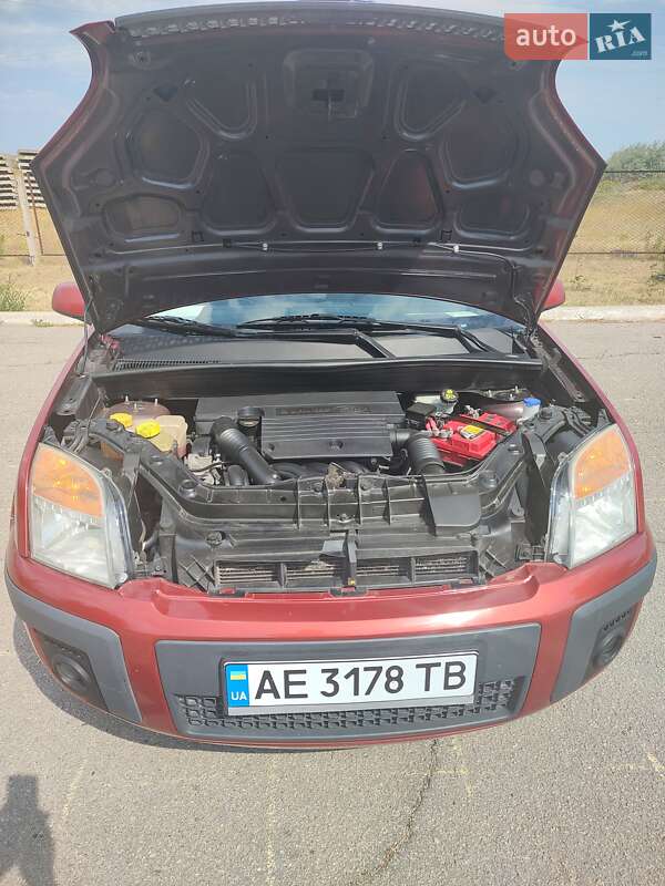 Хетчбек Ford Fusion 2008 в Березанці