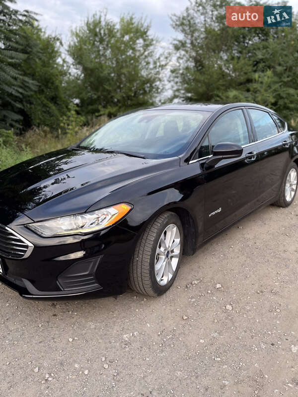 Седан Ford Fusion 2018 в Дніпрі фото 18 Седан Ford Fusion 2018 в Дніпрі