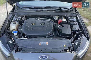 Седан Ford Fusion 2014 в Веселиновому