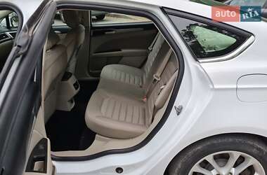 Седан Ford Fusion 2018 в Львове