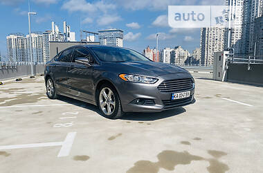 Седан Ford Fusion 2013 в Києві