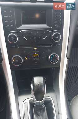 Седан Ford Fusion 2016 в Томашполе