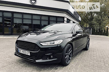 Седан Ford Fusion 2016 в Львове