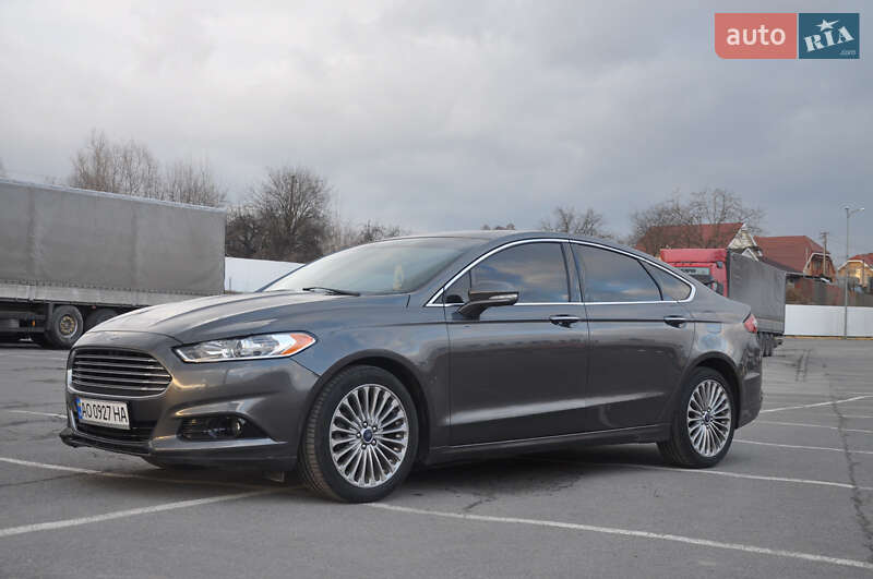 Седан Ford Fusion 2014 в Ужгороде