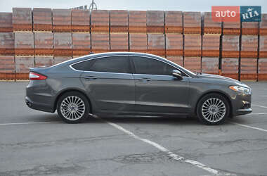 Седан Ford Fusion 2014 в 