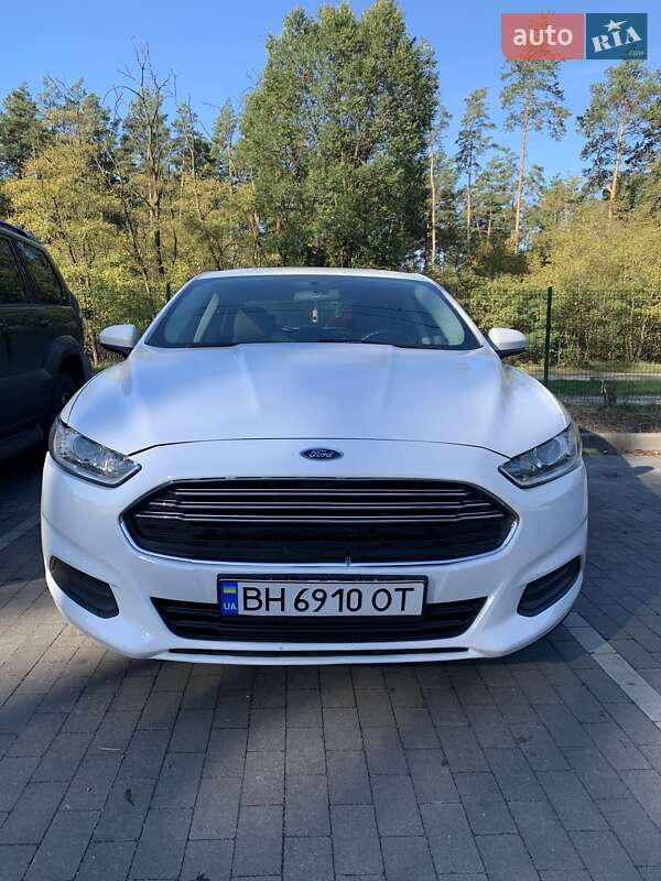 Седан Ford Fusion 2013 в Софиевской Борщаговке