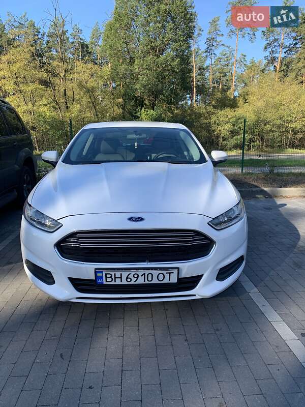 Седан Ford Fusion 2013 в Софиевской Борщаговке