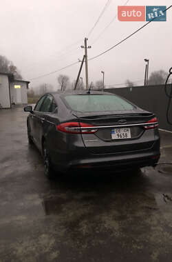 Седан Ford Fusion 2018 в Вижниці