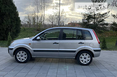 Хэтчбек Ford Fusion 2007 в 