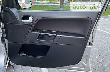 Хэтчбек Ford Fusion 2007 в 