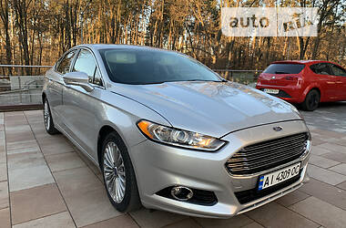 Седан Ford Fusion 2016 в Києві