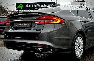 Седан Ford Fusion 2016 в 